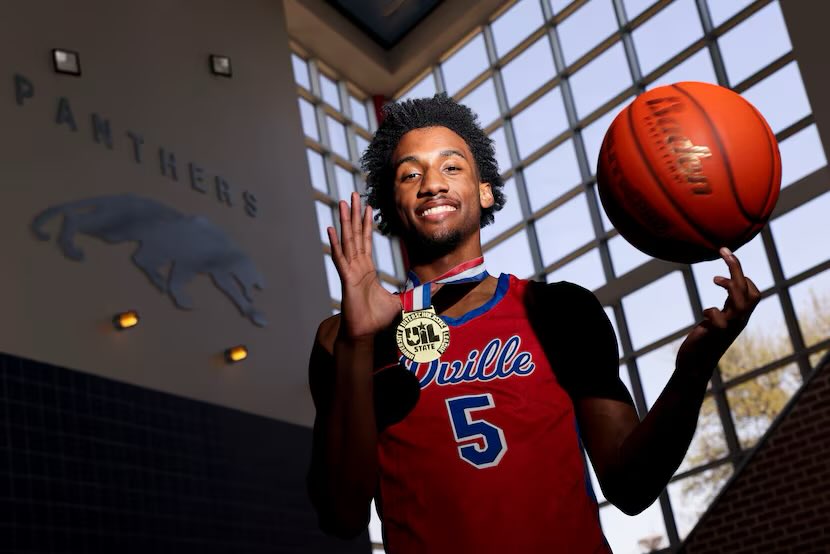 Myah Taylor (@t_myah) on Twitter photo “He’s always happy. Walks around with a smile.”
But Kayden “Bugg” Edwards is a killer on the court. He averaged 25 points, 4.3 boards, 2.2 assists and 1.8 steals for 6AI state champ Duncanville.
The 4 ⭐️TCU signee is the <a href="/SportsDayHS/">SportsDayHS</a> player of the year. dallasnews.com/high-school-sp… “He’s always happy. Walks around with a smile.”
But Kayden “Bugg” Edwards is a killer on the court. He averaged 25 points, 4.3 boards, 2.2 assists and 1.8 steals for 6AI state champ Duncanville.
The 4 ⭐️TCU signee is the <a href="/SportsDayHS/">SportsDayHS</a> player of the year. dallasnews.com/high-school-sp…