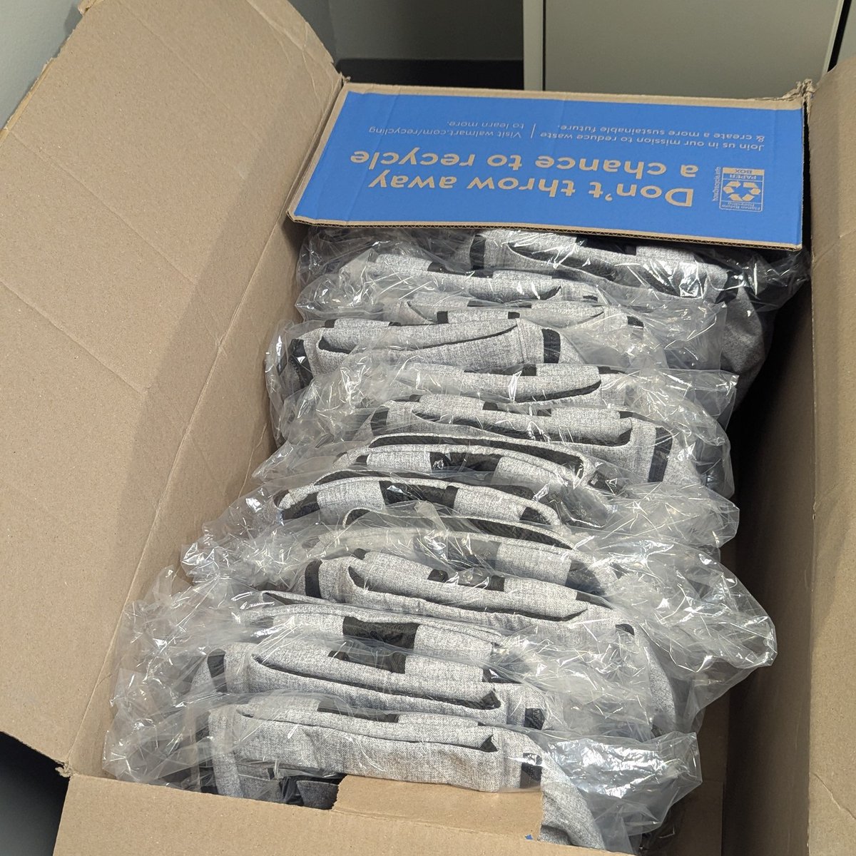 Thanks to the support of <a href="/Wolfspeed/">Wolfspeed, Inc.</a>, <a href="/CEFnc/">Chatham Education Foundation - NC</a> was thrilled to deliver a load of backpacks to our elementary students in Siler City recently! Those <a href="/AVID4College/">AVID</a> binders are big y'all, and regular backpacks just don't do the trick 😆💪🏻🎒