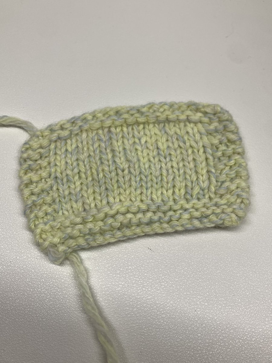 지금은 마시멜로집업 앞판 뜨고있지만 벌써 다음편물 게이지 내보고 기대중..