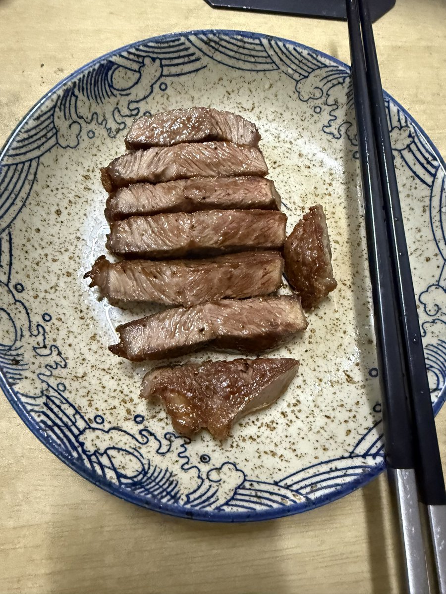 xigusansui's tweet photo. 我会嘎嘎吃的！！ https://t.co/kU5Y1ku9pn