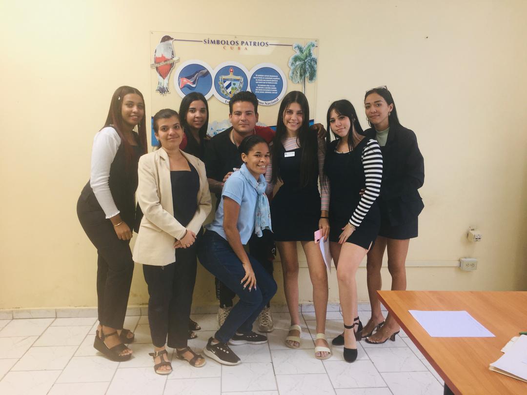 YermanisMatos's tweet photo. Como parte fundamental de crecimiento juvenil, la UJC octubrina se dio cita en el CT Julio Laportilla, donde se incorporaron varias jóvenes a nuestra organización para  aportar y seguir haciendo por #Cuba #EtecsaConCuba #LaHabanaDeTodos @lisaracorona1 @rpalmero1 https://t.co/mYSJZlFceb