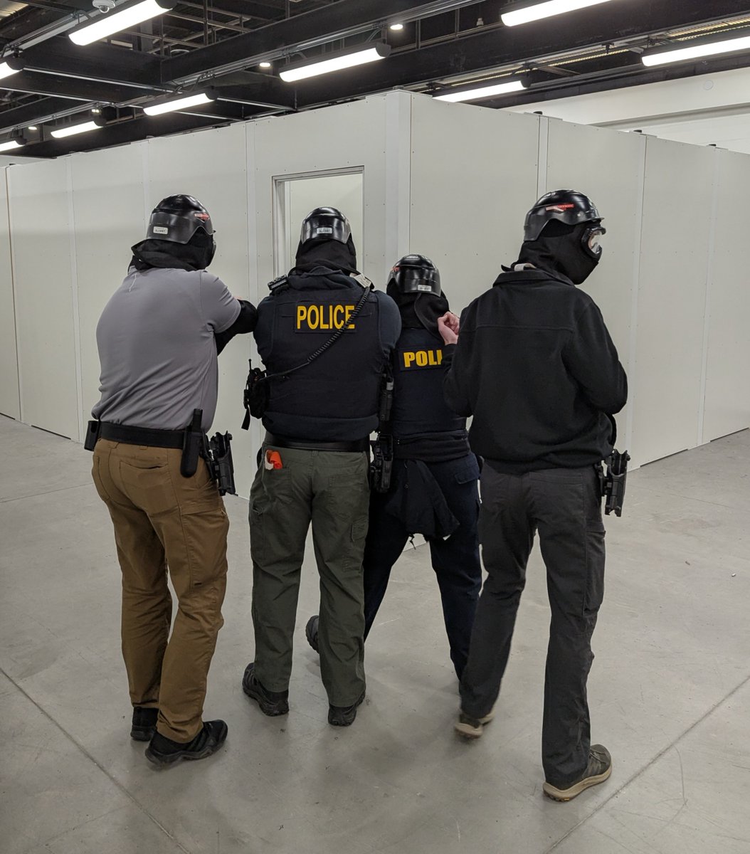 FBICharlotte's tweet photo. #ALERRT is the national standard for responding to an active shooter threat. #FBI Charlotte special agents recently taught the "Advanced Law Enforcement Rapid Response Training" course to a number of local law enforcement partners. https://t.co/eGnHajEpBt