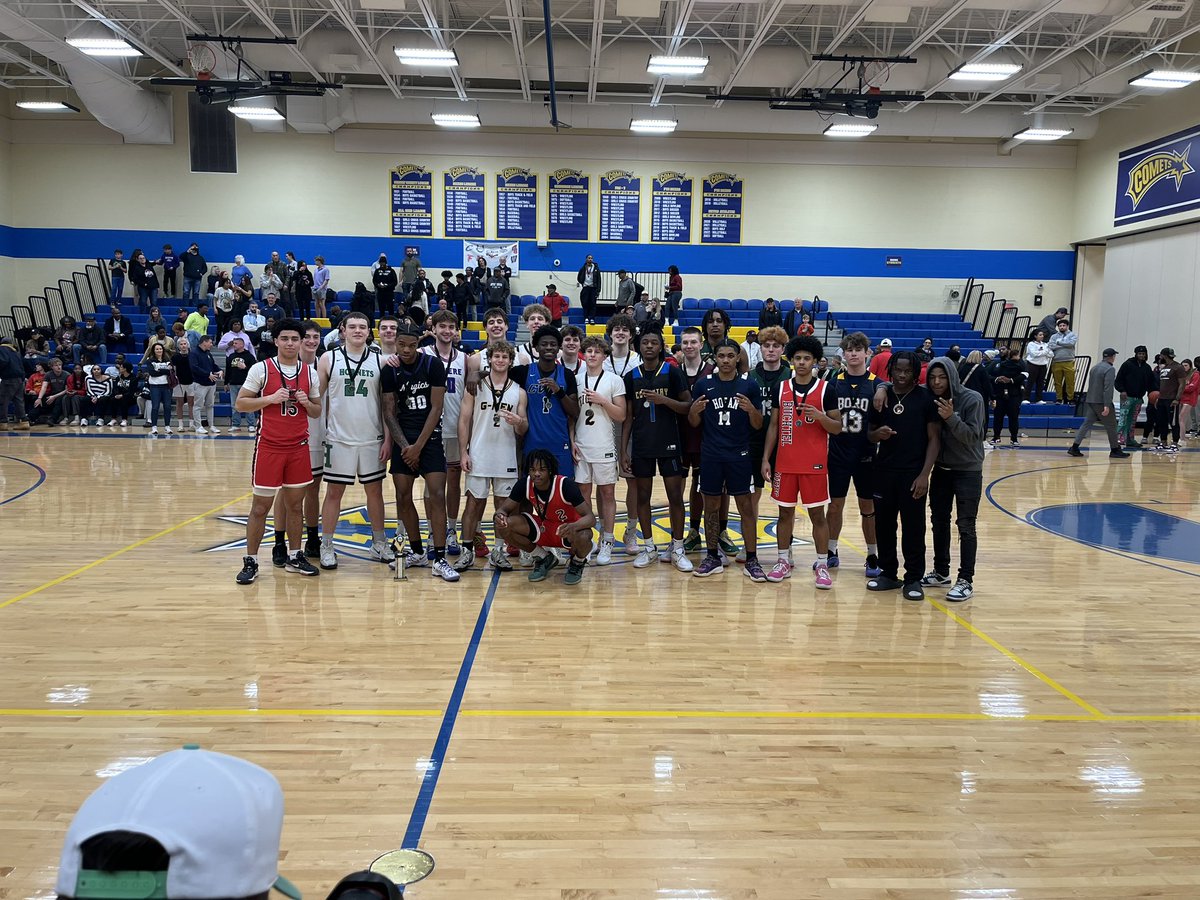 The <a href="/AkronCoaches/">Greater Akron Basketball Coaches Association</a> All-Star night was good to us! Preston Gedeon scored 9 points on 3 of 3 from deep and Aidan Hill was a recipient of a GABCA Scholarship!