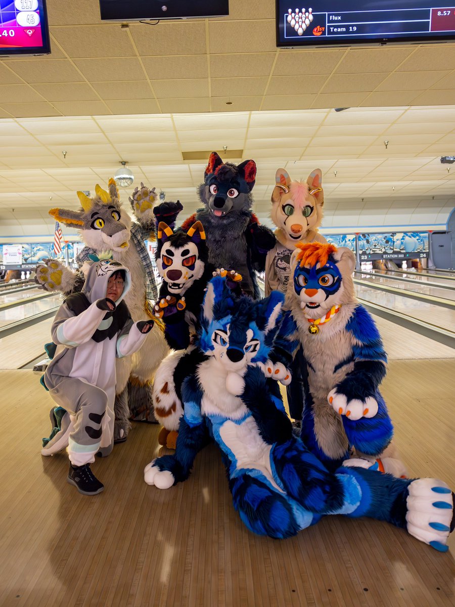 FurriesAtUMich's tweet photo. 🎳 Our first ever AAA Furbowl event @ Station 300 Saline!
Thank you all for showing up and making it a blast! https://t.co/PtTxvDMf6Y