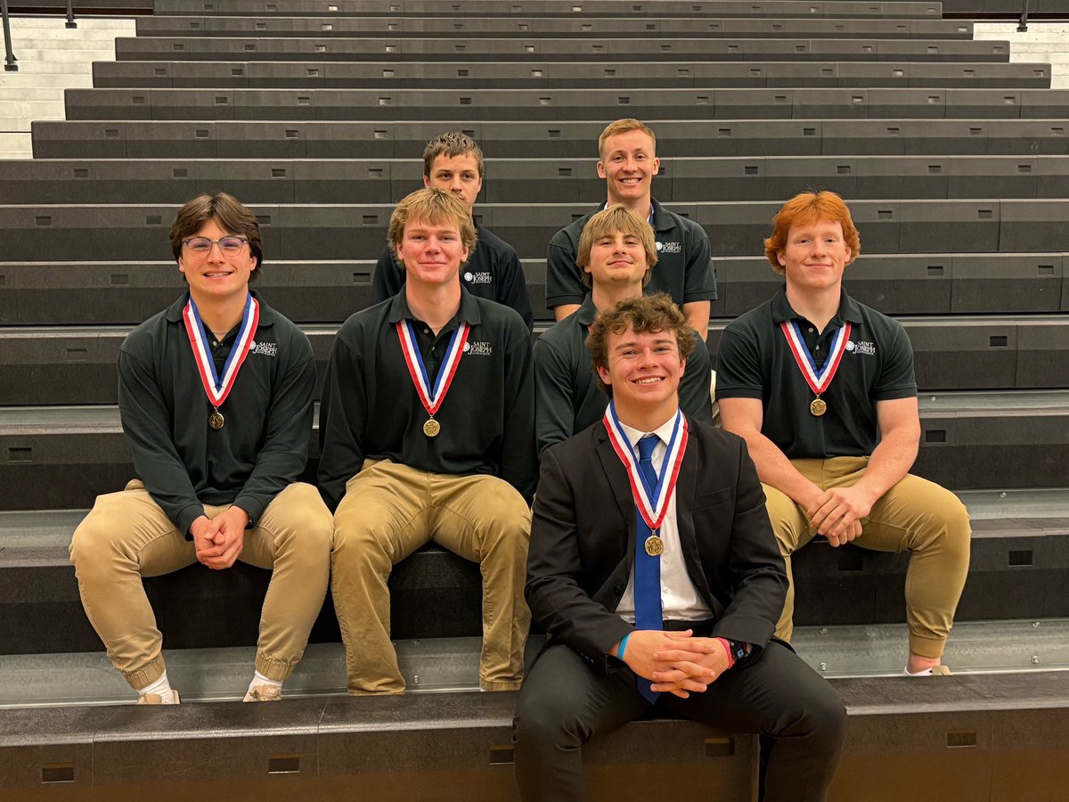 Congratulations to our Saint Joe Scholars, Jimmy Fox, Joe Washburn, Jay Nuber, Luke Short, Brady Langager, Owen Balint, and Brett Mason. These students have maintained a GPA of 4.0+ for their SJ career!
