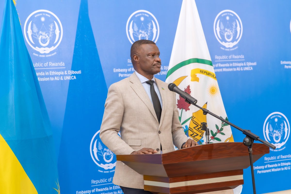 Rwanda Embassy Addis 🇷🇼 (@rwandainaddis) on Twitter photo Today at the Embassy, Amb. Charles Karamba welcomed the 2nd cohort of 47 Rwandan health professionals who just arrived for training in Ethiopia under the 4x4 Reform. <a href="/RwandaHealth/">Ministry of Health | Rwanda</a> <a href="/RwandaMFA/">Ministry of Foreign Affairs & Int'l Cooperation</a> Today at the Embassy, Amb. Charles Karamba welcomed the 2nd cohort of 47 Rwandan health professionals who just arrived for training in Ethiopia under the 4x4 Reform. <a href="/RwandaHealth/">Ministry of Health | Rwanda</a> <a href="/RwandaMFA/">Ministry of Foreign Affairs & Int'l Cooperation</a>