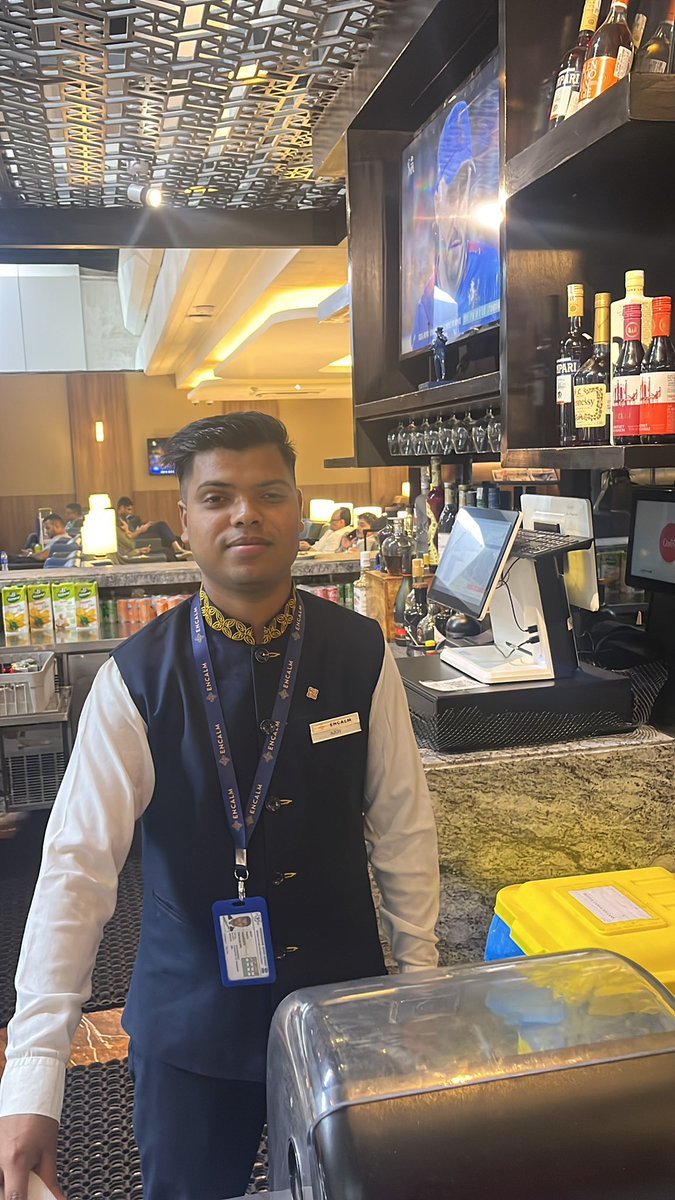 abhinavgarule's tweet photo. @EncalmIndia Ajoy is very attentive and customer friendly bartender. https://t.co/QI39XySejB