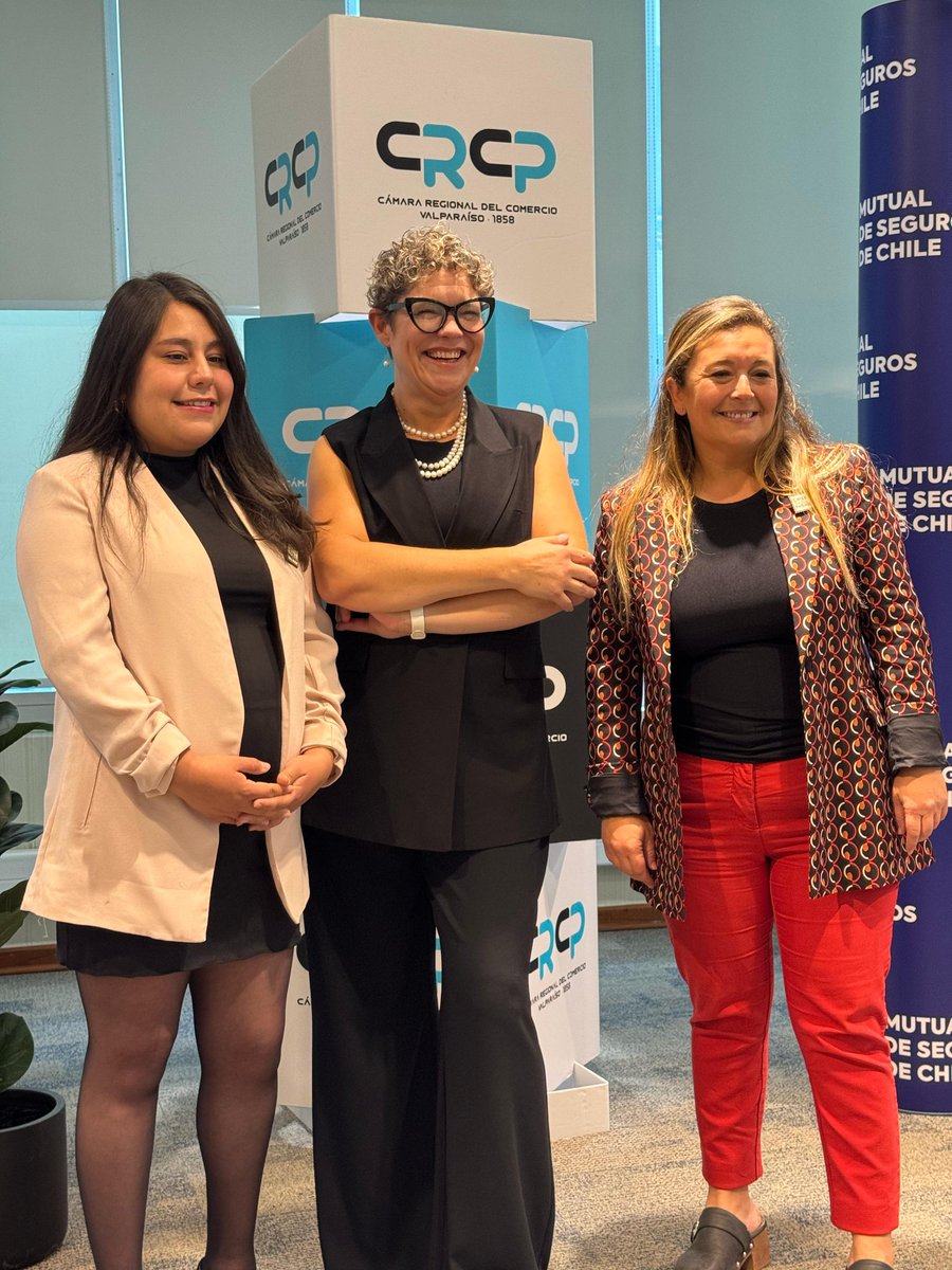 📌Seremi MinmujeryEG y Directora Regional SernamEG participan en actividad de Conmemoración 8M organizada por la Cámara de Comercio de Valparaíso.📌