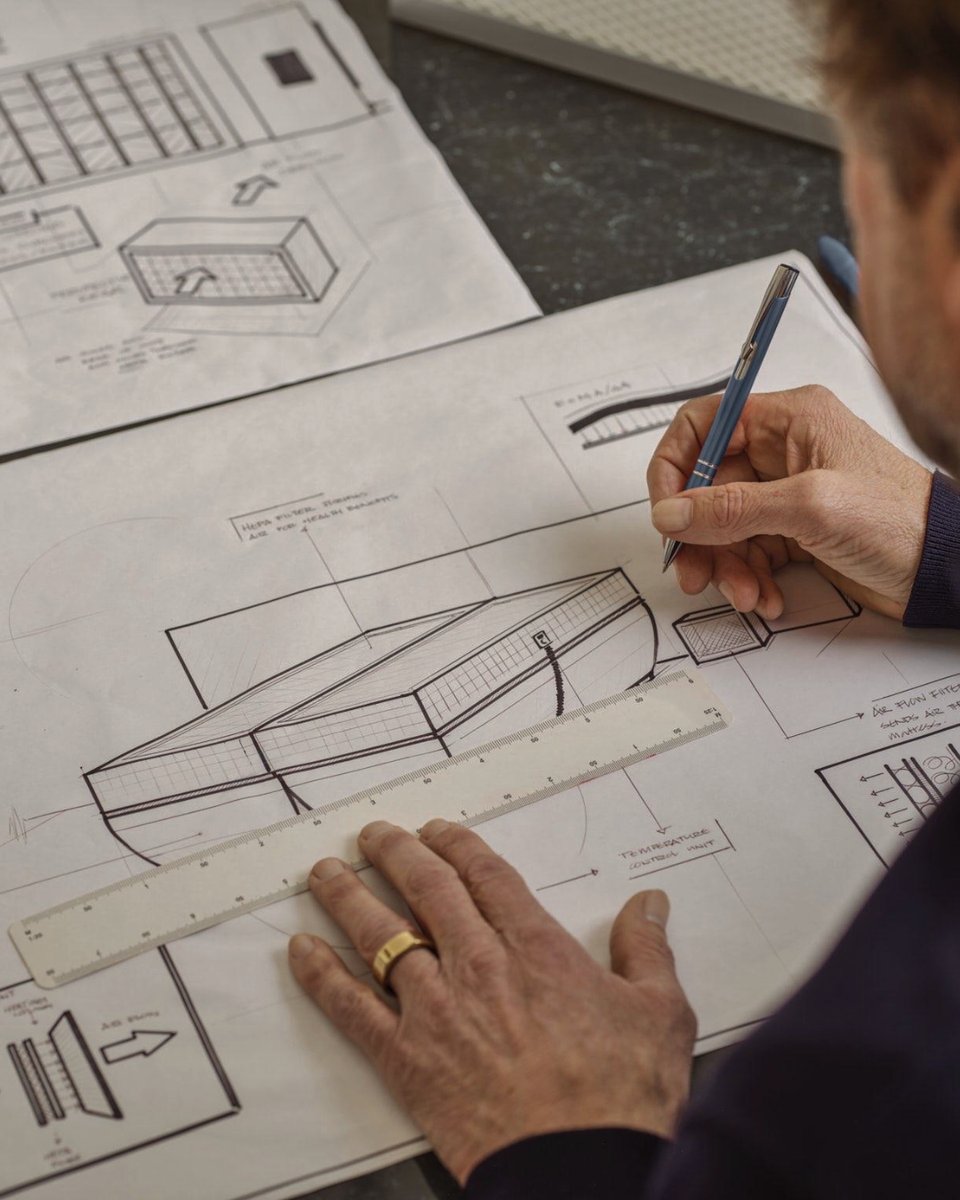 FreshBedCOM's tweet image. Where innovation meets rest, designing the future of sleep, one detail at a time.