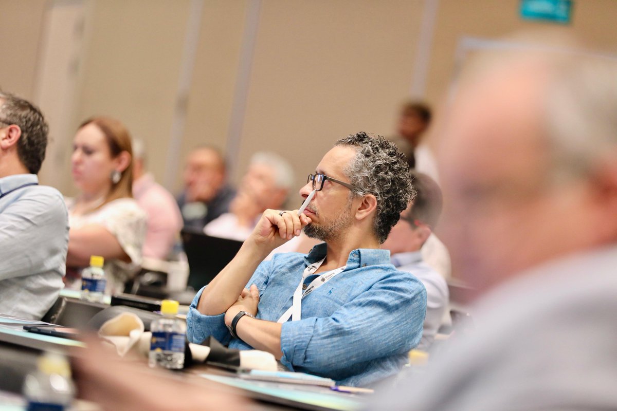 (1/2) El ministro <a href="/PalmaEdwin/">Edwin Palma Egea</a> participó de la 14ª Colombia Genera en Cartagena, un espacio que reúne a diferentes actores del sector minero energético.

Durante su intervención fue enfático al expresar su compromiso con la #TransiciónEnergéticaJusta y mencionó que durante su paso