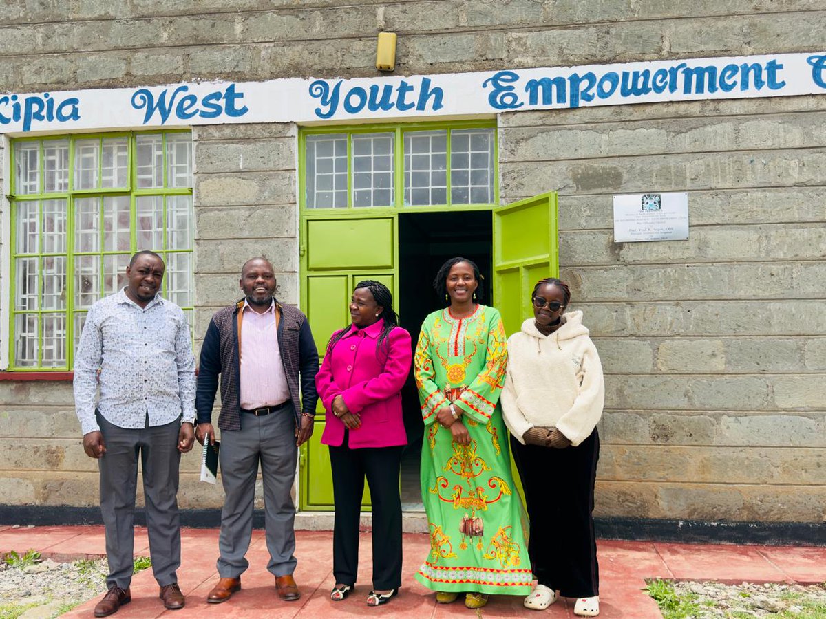 Strengthening Networks 

1/3 The Deputy Director Public Awareness and Advocacy <a href="/TwalaJudy/">Judy Twala</a> in partnership with our county team <a href="/AGithui/">Andrew Githui</a> kicked off a partnership-building efforts with a visit to the Laikipia West Youth Empowerment Center. 

They met with local leaders to discuss