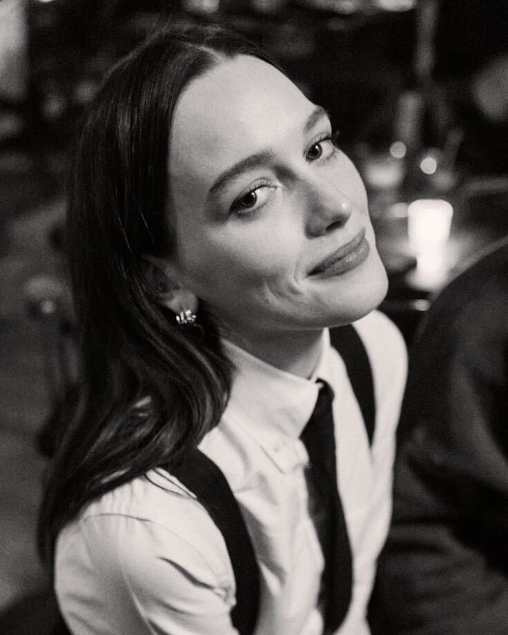 Portal Victoria Pedretti Brasil tweet media