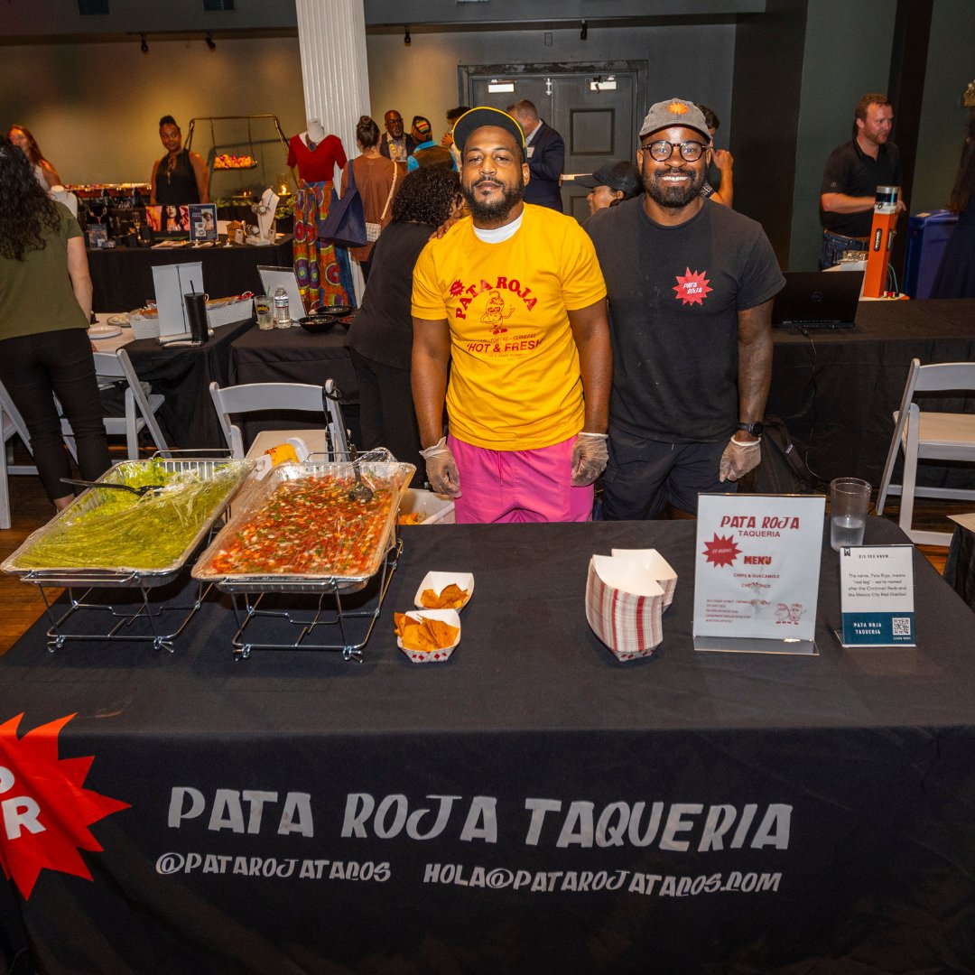 MainStCincy's tweet image. When you buy direct, you empower local talent and ensure your values match the products you love. Shop local and support what matters to you.

Head to bit.ly/MSVCommunity to find and support our #MSVActivators.

#ShopYourValues