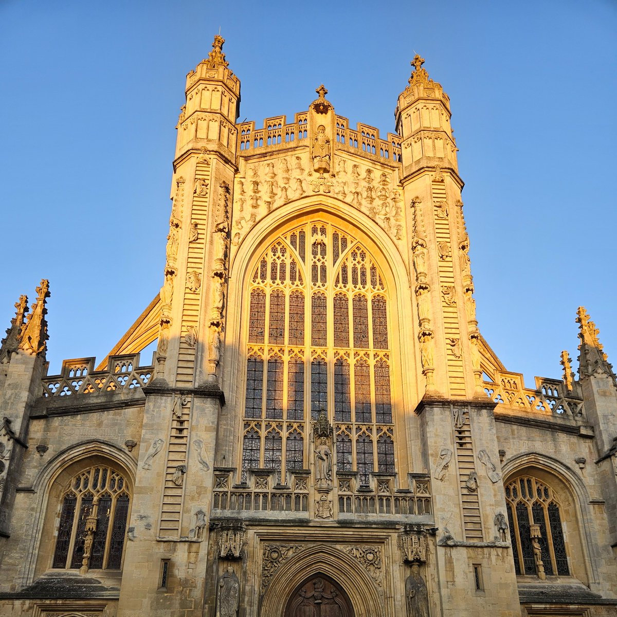 On Sat 12 April  2025 to celebrate World Heritage Day  we will lead 50 minute tours around Bath's Spa Quarter. This includes the normally closed Abbey plant room to see its innovative eco-heating system that the springs power. Find us at the Bath World Heritage Centre 11am to 3pm