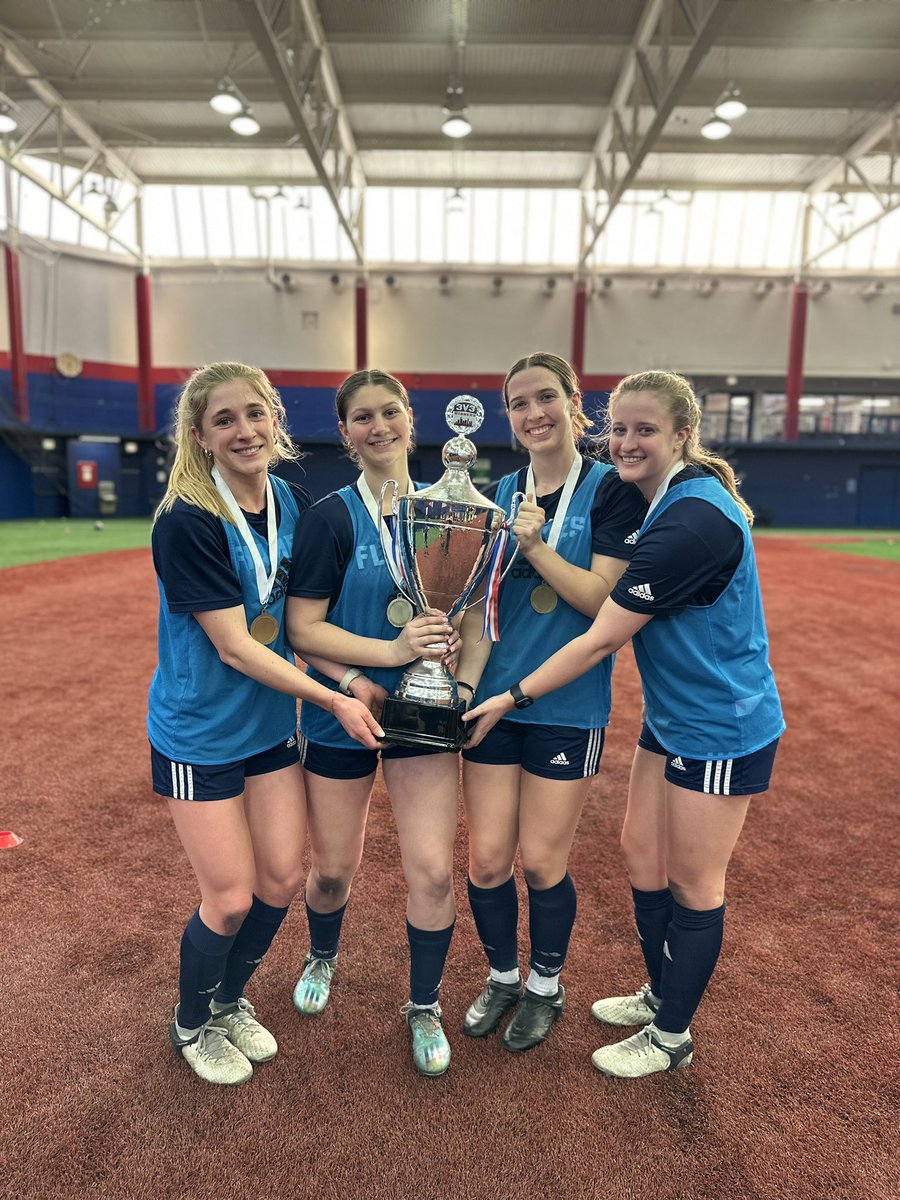 3v3 Tournament Champs! 🔥🏆

#ChicagosCollegeTeam