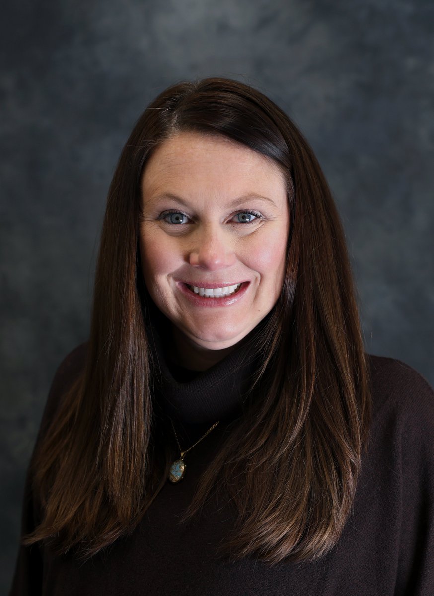 Elmbrook Schools (@elmbrookschools) on Twitter photo .<a href="/PPMS_SDE/">Pilgrim Park</a> Associate Principal Liz Nelson has been named one of three finalists for the National Middle Level Assistant Principal of the Year Award from the National Association of Secondary School Principals (NASSP)!
elmbrookschools.org/news-details/~… .<a href="/PPMS_SDE/">Pilgrim Park</a> Associate Principal Liz Nelson has been named one of three finalists for the National Middle Level Assistant Principal of the Year Award from the National Association of Secondary School Principals (NASSP)!
elmbrookschools.org/news-details/~…