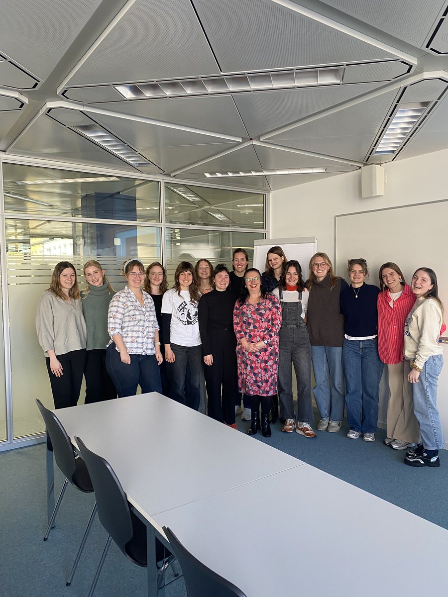 Tracy La Penna tweet media