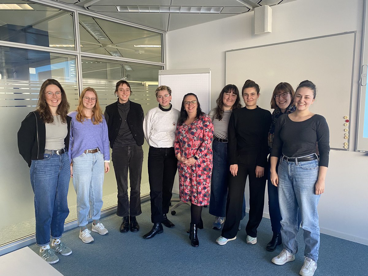 Tracy La Penna tweet media