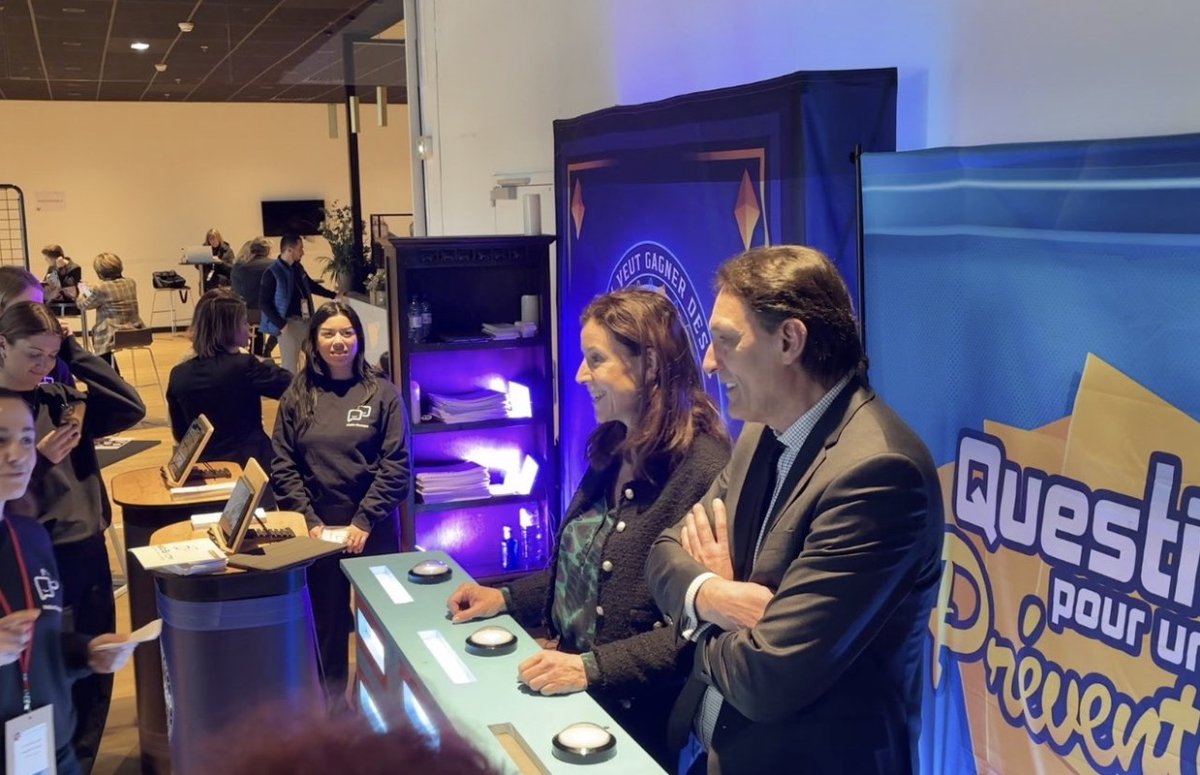 ecom_news's tweet photo. 👩🏽‍💻#Marseille : La 6ème édition de l'Université du Réseau des Référents Handicap #URRH s’est tenue à l'@orangevelodrome un événement phare pour les professionnels engagés dans l'inclusion des personnes en situation de #handicap. Organisée par l'@Agefiph_  @agefiph_pacac, cette rencontre a rassemblé référents handicap, employeurs, et professionnels de l'accompagnement. Reportage vidéo @FIPHFP https://t.co/UfLcxJan48