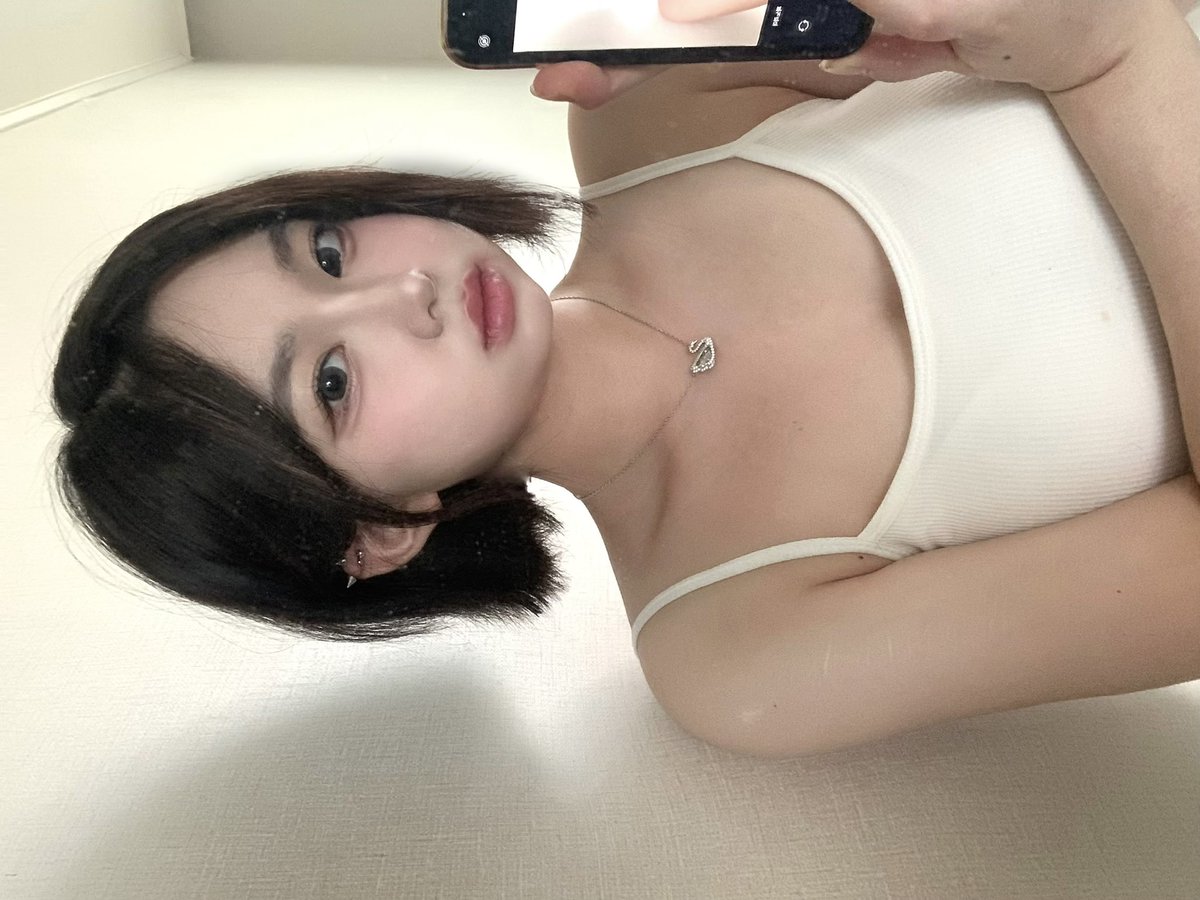 히 tweet media