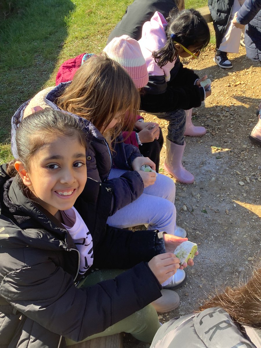 Year 3 had an amazing day at Butser Farm. Thank you to our parent helpers who supported the trip.