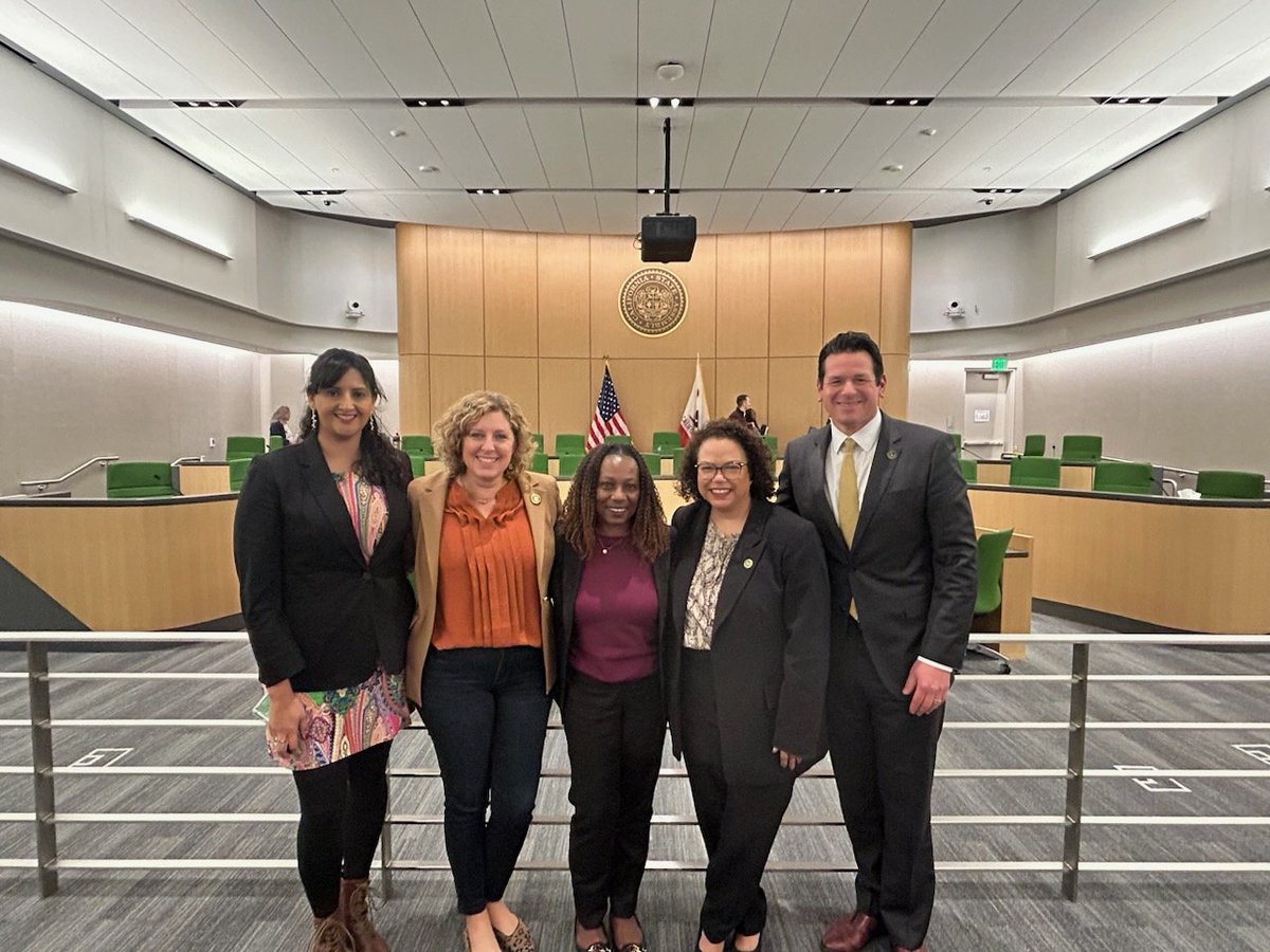 SEIU California (@seiucalifornia) on Twitter photo TUE: Thanks to Chair <a href="/AsmMiaBonta/">Assemblymember Mia Bonta</a> for inviting Cynthia White #publichealth worker & member <a href="/SEIU721/">SEIU 721</a> to address Assembly Health Committee on impact of LA Wildfires on the public health workforce. Special thanks <a href="/AsmPilarSchiavo/">Assemblymember Pilar Schiavo</a> <a href="/AsmJasmeetBains/">Dr. Jasmeet Bains</a> <a href="/AsmHarabedian/">John Harabedian</a> for welcoming her. TUE: Thanks to Chair <a href="/AsmMiaBonta/">Assemblymember Mia Bonta</a> for inviting Cynthia White #publichealth worker & member <a href="/SEIU721/">SEIU 721</a> to address Assembly Health Committee on impact of LA Wildfires on the public health workforce. Special thanks <a href="/AsmPilarSchiavo/">Assemblymember Pilar Schiavo</a> <a href="/AsmJasmeetBains/">Dr. Jasmeet Bains</a> <a href="/AsmHarabedian/">John Harabedian</a> for welcoming her.