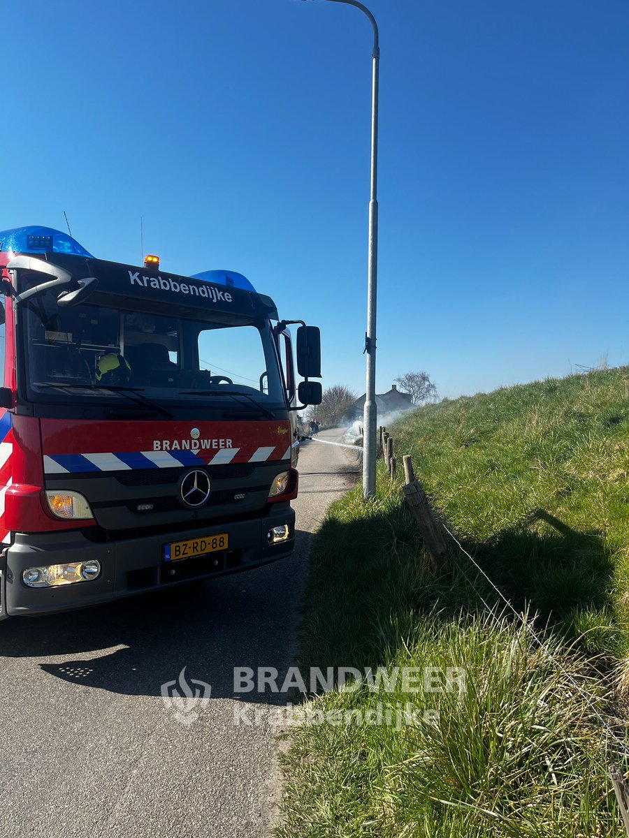 Bermbrand aan de Noorddijk in Krabbendijke
