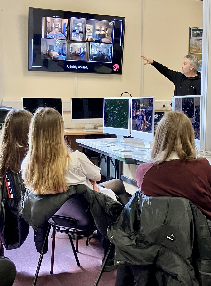 Lesley Lloyd (@lloydwxml) on Twitter photo Huge thank you to Rhys from <a href="/ScreenAllianceW/">Screen Alliance Wales</a> for an amazing workshop at <a href="/YMorganLlwyd/">Ysgol Morgan Llwyd</a> Year 10 pupils explored Film & TV careers, camera & equipment, got a behind-the-scenes insight, and learned about animation & special effects—gaining a real-world look at the industry! #inspire Huge thank you to Rhys from <a href="/ScreenAllianceW/">Screen Alliance Wales</a> for an amazing workshop at <a href="/YMorganLlwyd/">Ysgol Morgan Llwyd</a> Year 10 pupils explored Film & TV careers, camera & equipment, got a behind-the-scenes insight, and learned about animation & special effects—gaining a real-world look at the industry! #inspire