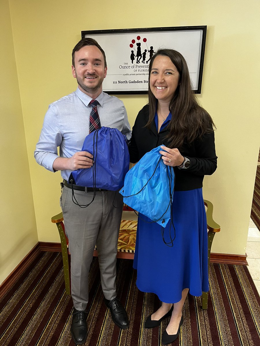 Just dropped off 40 activity bags for kids at <a href="/OunceFund/">Ounce of Prevention Fund of Florida</a> made and donated by <a href="/Kiwanis/">Kiwanis</a>! Hoping these bring smiles and creativity to the kids. Grateful for the chance to give back! #KidsNeedKiwanis #KidsMatter”