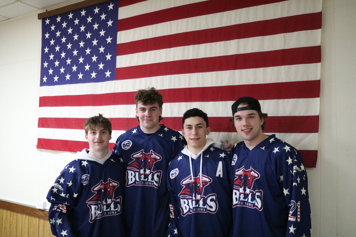 NorthIowaBulls's tweet photo. A big thanks to the marvelous folks from the Mason City VFW for having us over last night and treating us to a lovely tenderloin dinner! We’re happy to show off these military appreciation jerseys and to give some tickets to our veteran friends!
#MasonCity #NorthIowaBulls #VFW https://t.co/k7XzceN8b6
