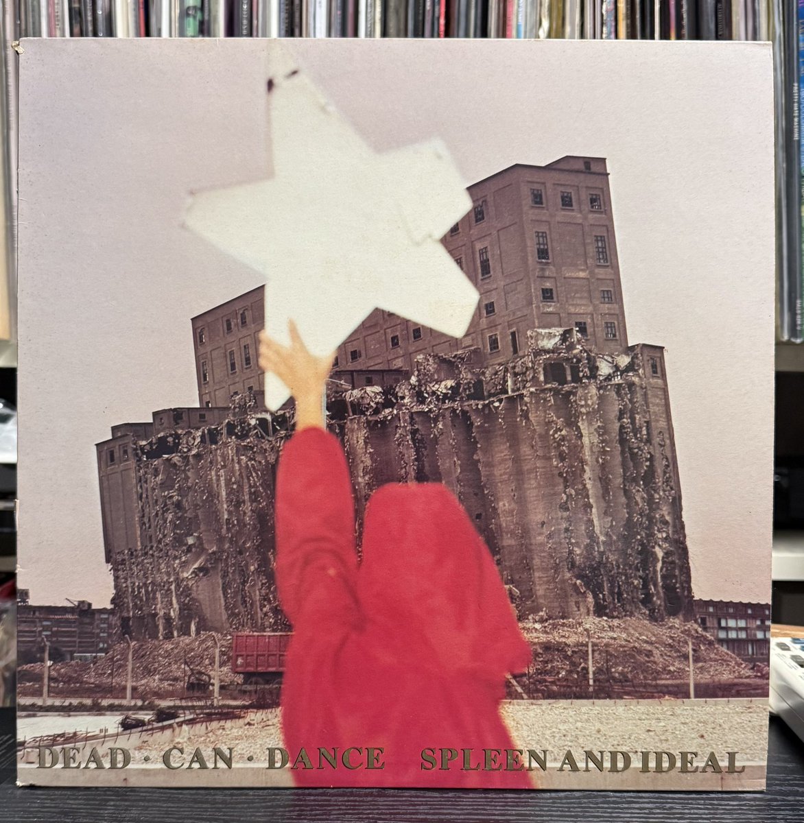 satoshi_iwase's tweet photo. Dead Can Dance – Spleen And Ideal
4AD 1985
Art Direction by Brendan Perry
Photography by Colin Gray
Produced by Dead Can Dance, John A. Rivers
#80年代4ADを懐かしむ
#4AD
#4adrecords
#4ad傑作選 https://t.co/pNvtXerC5K
