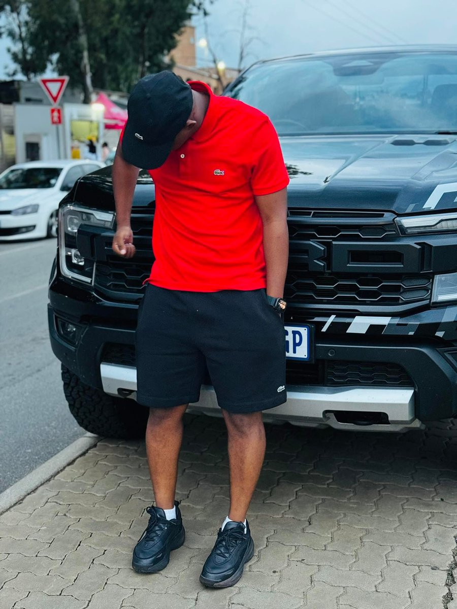 disnormal_boyy's tweet photo. Love must have blocked me, because I don’t see it anywhere…🤔😂let’s not forget to join vip R300
Text on WhatsApp:0673645137❤️ https://t.co/XXWZNnCXzG