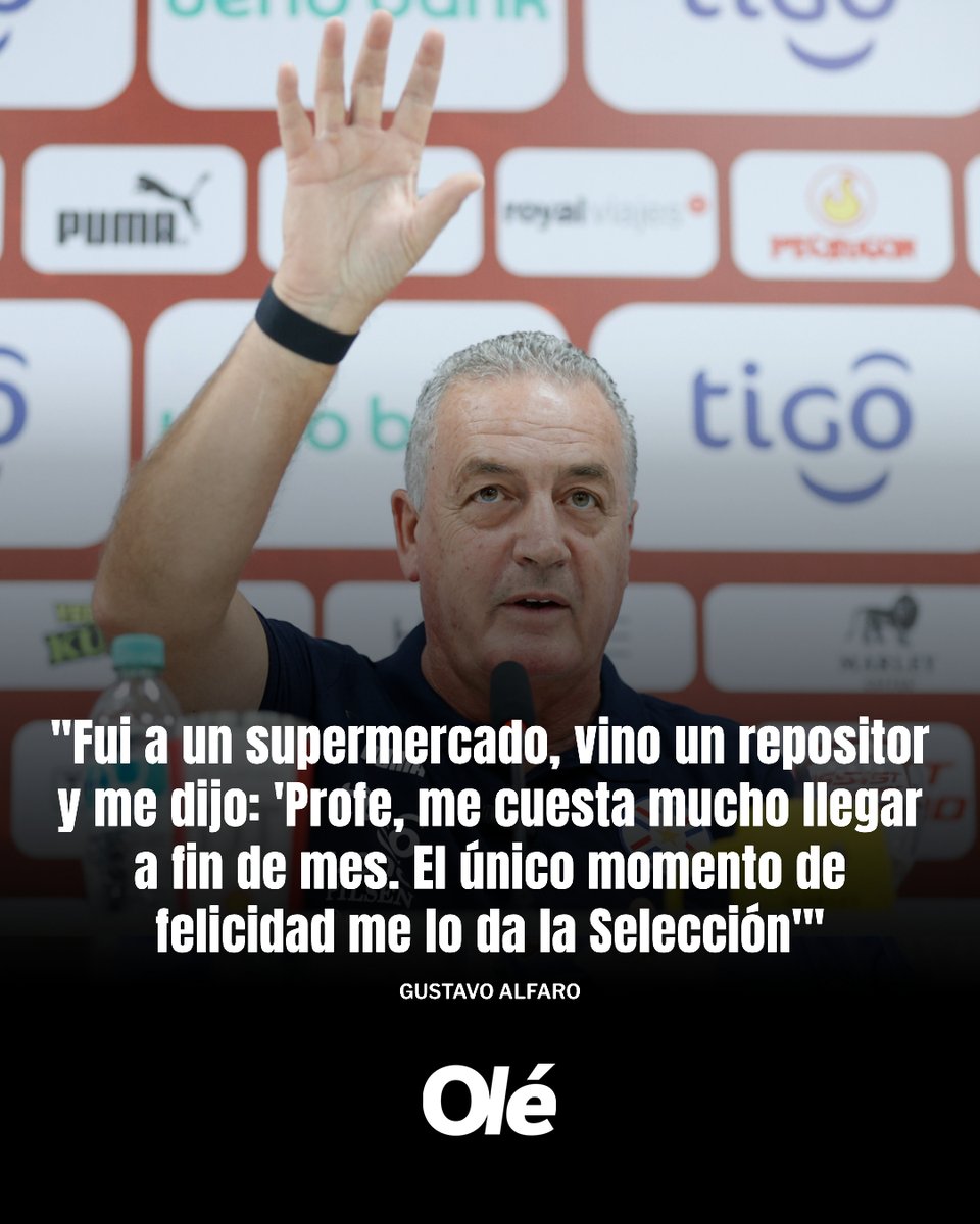 DiarioOle's tweet photo. 🇵🇾🥹 La EMOCIONANTE anécdota de Alfaro en conferencia de prensa en la previa del encuentro ante Chile por Eliminatorias:

🗣️ "Voy con el carrito, me arrimo a las verduras y viene el muchacho de reposición. Me abraza y se pone a llorar. Claudio. Me dice: 'Profe, me cuesta mucho llegar a fin de mes, mi momento de la alegría es cuando juega la Selección'".