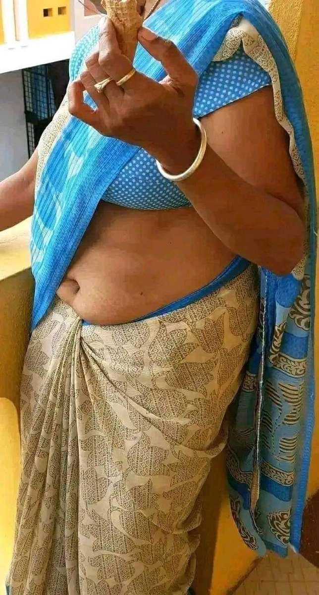 Sasikalas001's tweet photo. Ella அம்பளைகளும் அம்மா தொப்புள் குழி பாரகரங்க..... https://t.co/0tdRzpjdwi