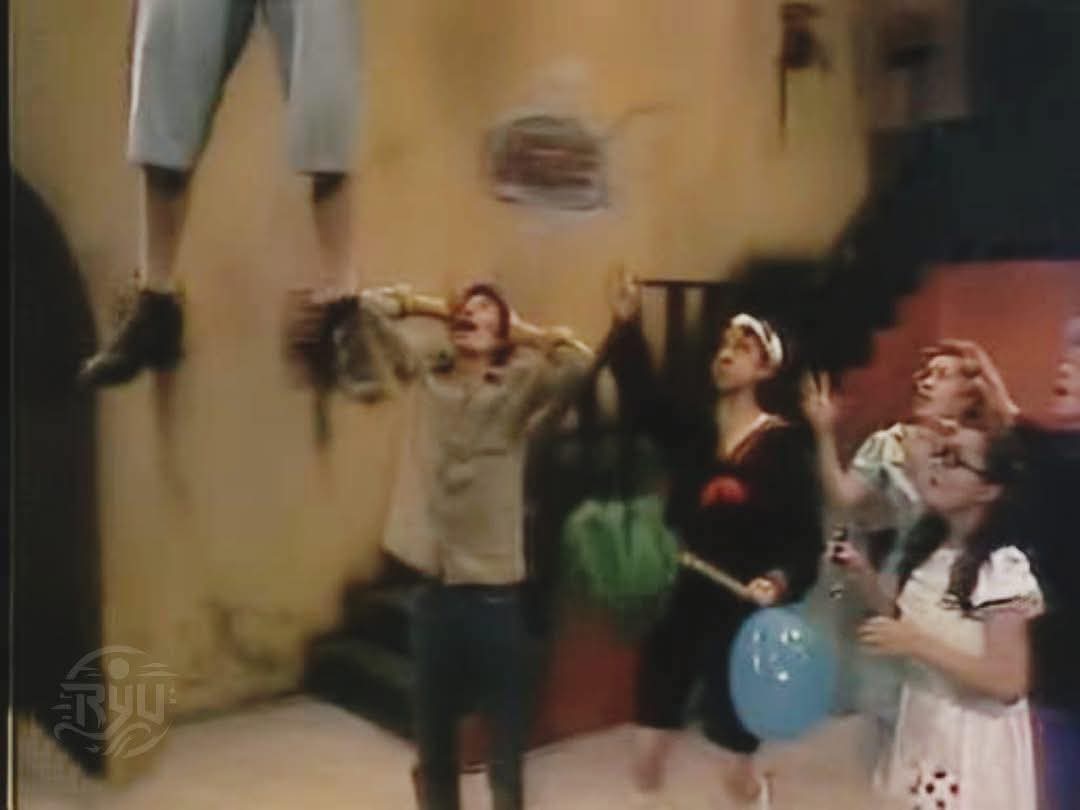 Cuando vas pasando por la Macroplaza.