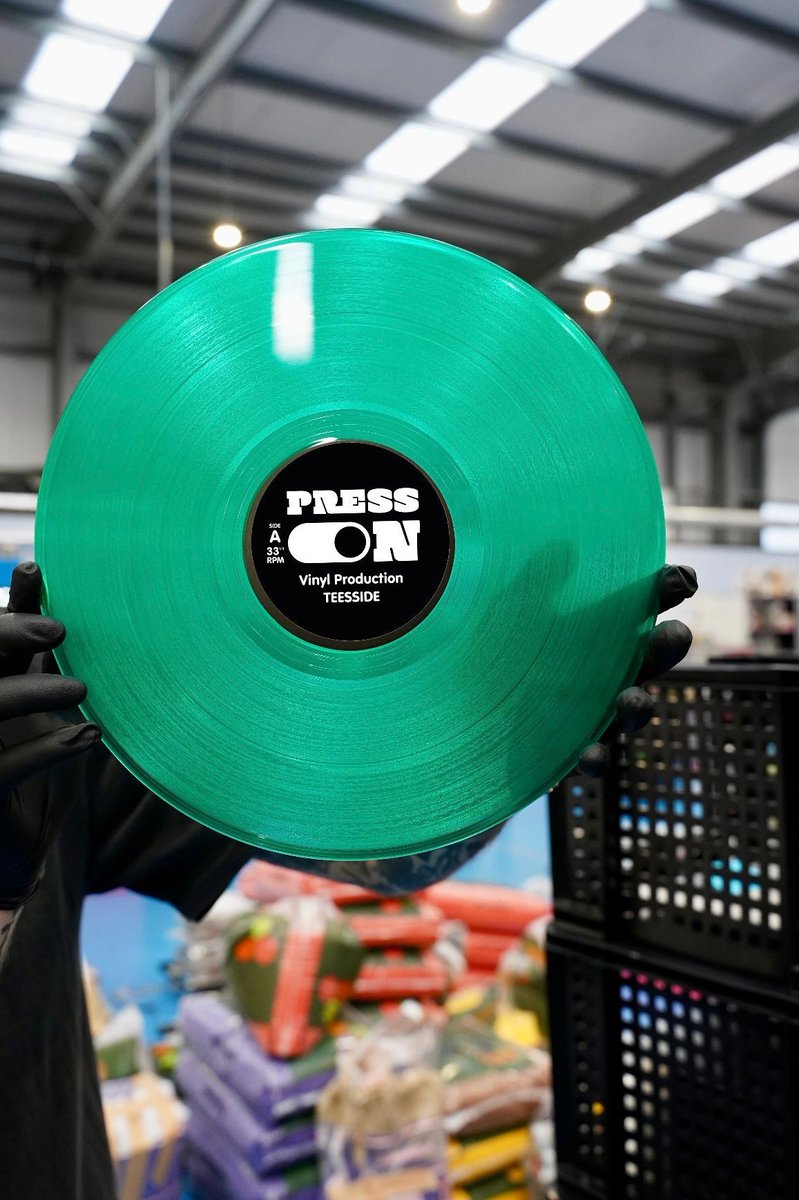 pressonvinyl's tweet photo. Translucent Green - 8755 💚  

#TranslucentGreen #VinylRecord #CustomVinyl #PressingPlant #IndieArtists https://t.co/ILhRGEJIa4