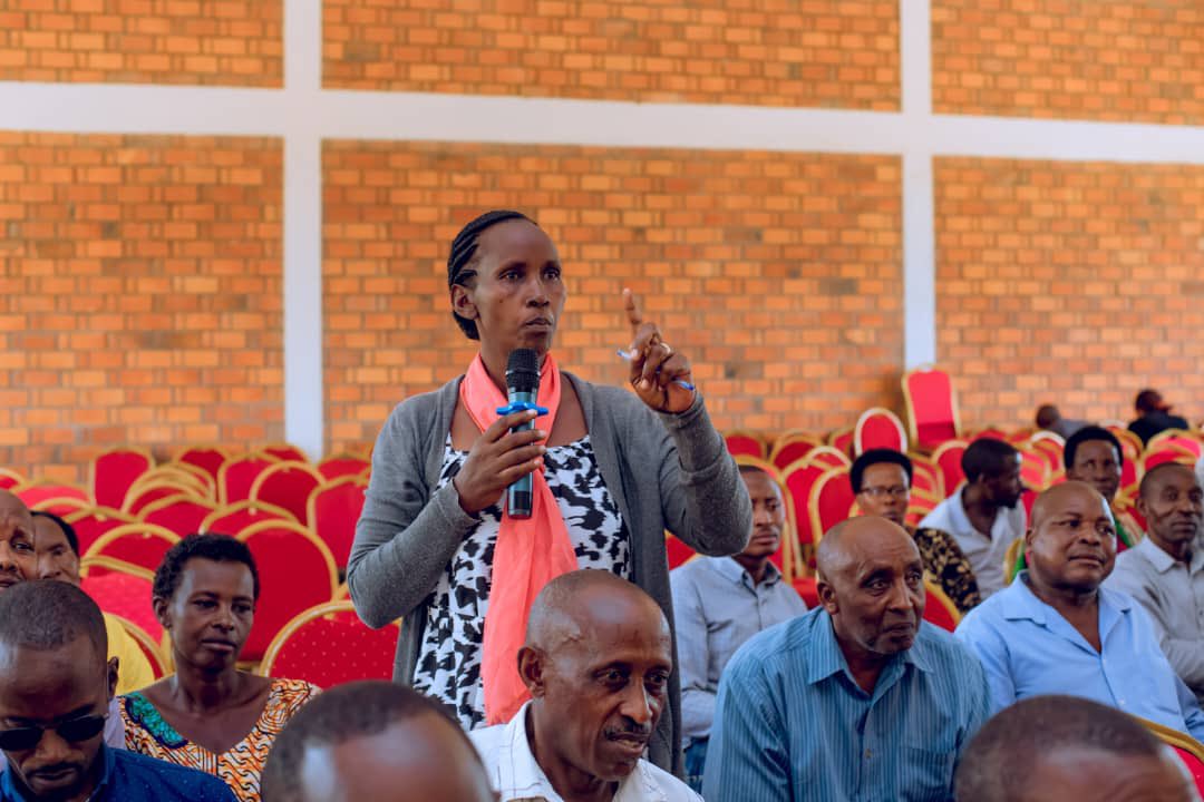 DrMhojam's tweet photo. On the 17/3/25 #LandesaRwanda team continued its capacity building training for duty bearers in Tabagwe Sector, #NyagatareDistrict on family &amp; land rights, mediation skills etc. Participants include local mediators; members of land committees; &amp; village leaders. #TheAfricaWeWant https://t.co/2ZV2yyVEI7