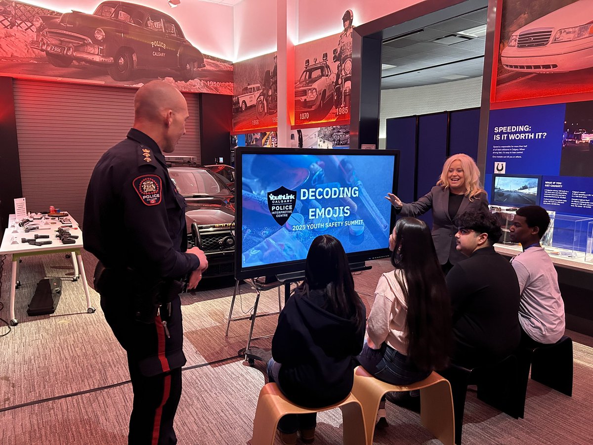 YouthLink Calgary Police Interpretive Centre hosted their inaugural Safety Summit today, inviting schools in to learn more about gang involvement, drug use and gun violence. I’ll be reporting more on this at 4:30 on SAIT Newsfile
#RTBN #Calgarypolice