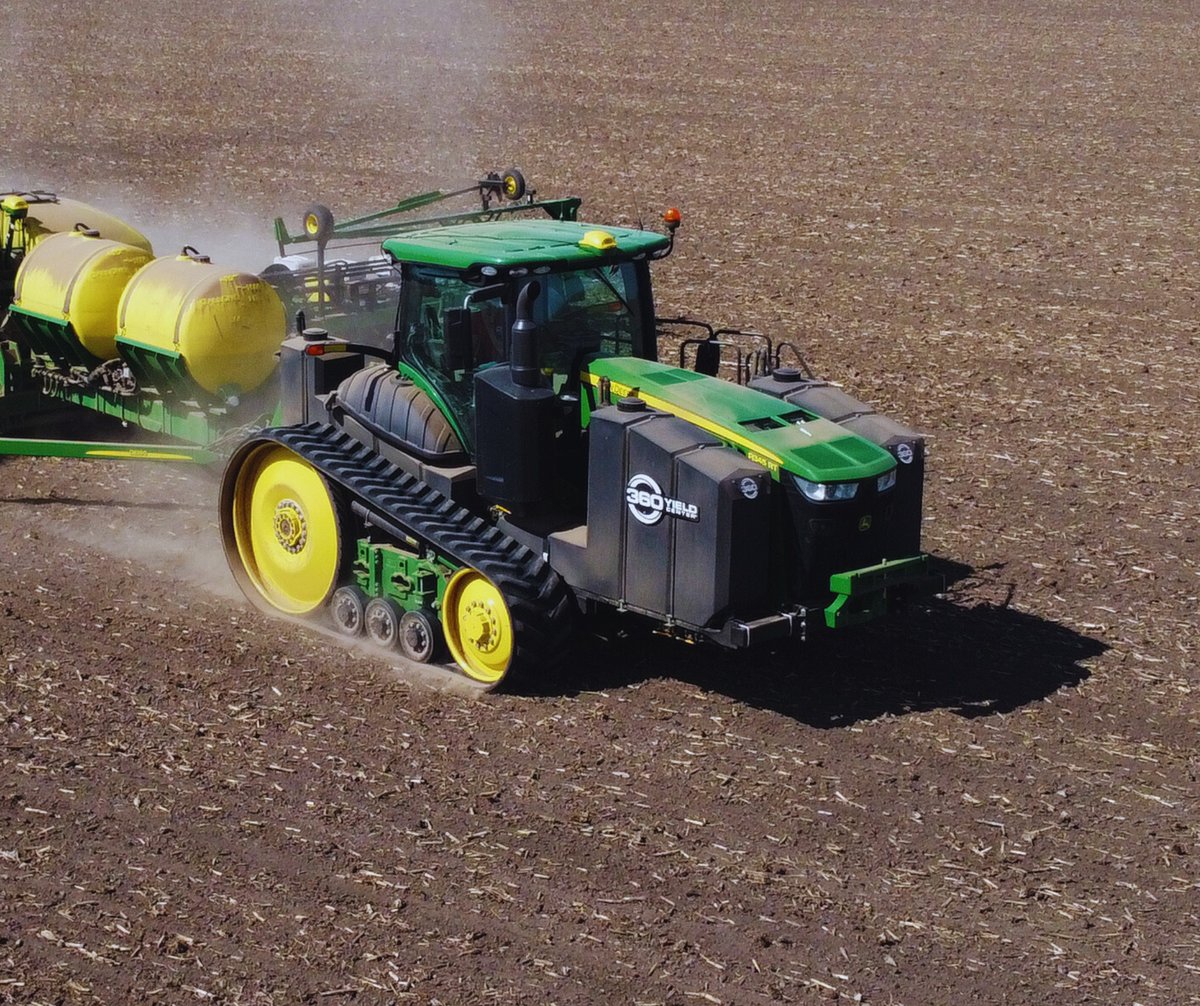 360_YIELD's tweet photo. At 360, we like to keep things efficient by making the most of the planting pass! 
✅We apply nitrogen with the planter using 360 BANDIT and 
✅ Starter fertilizer with the planter using 360 WAVE
So how do we carry all that liquid? With 360 TANKS!
https://t.co/nRYTJfkzc3 https://t.co/2j4MvM4ZmA