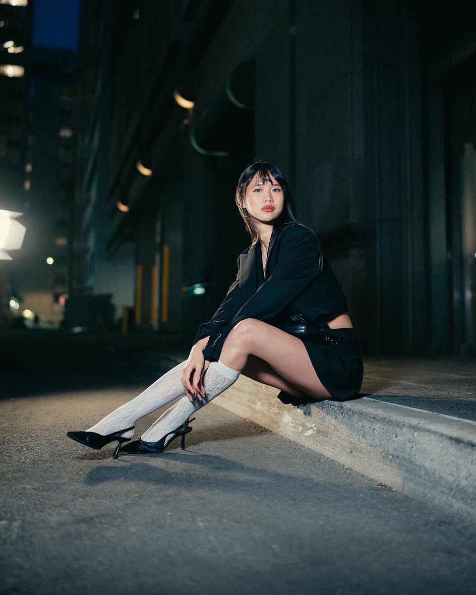 LumeCube's tweet photo. Leveling up your outdoor photography has never been easier with the Studio Panel Lighting Kit.

@marco.dng and @itsjusthieu https://t.co/RMzGfWhmnS