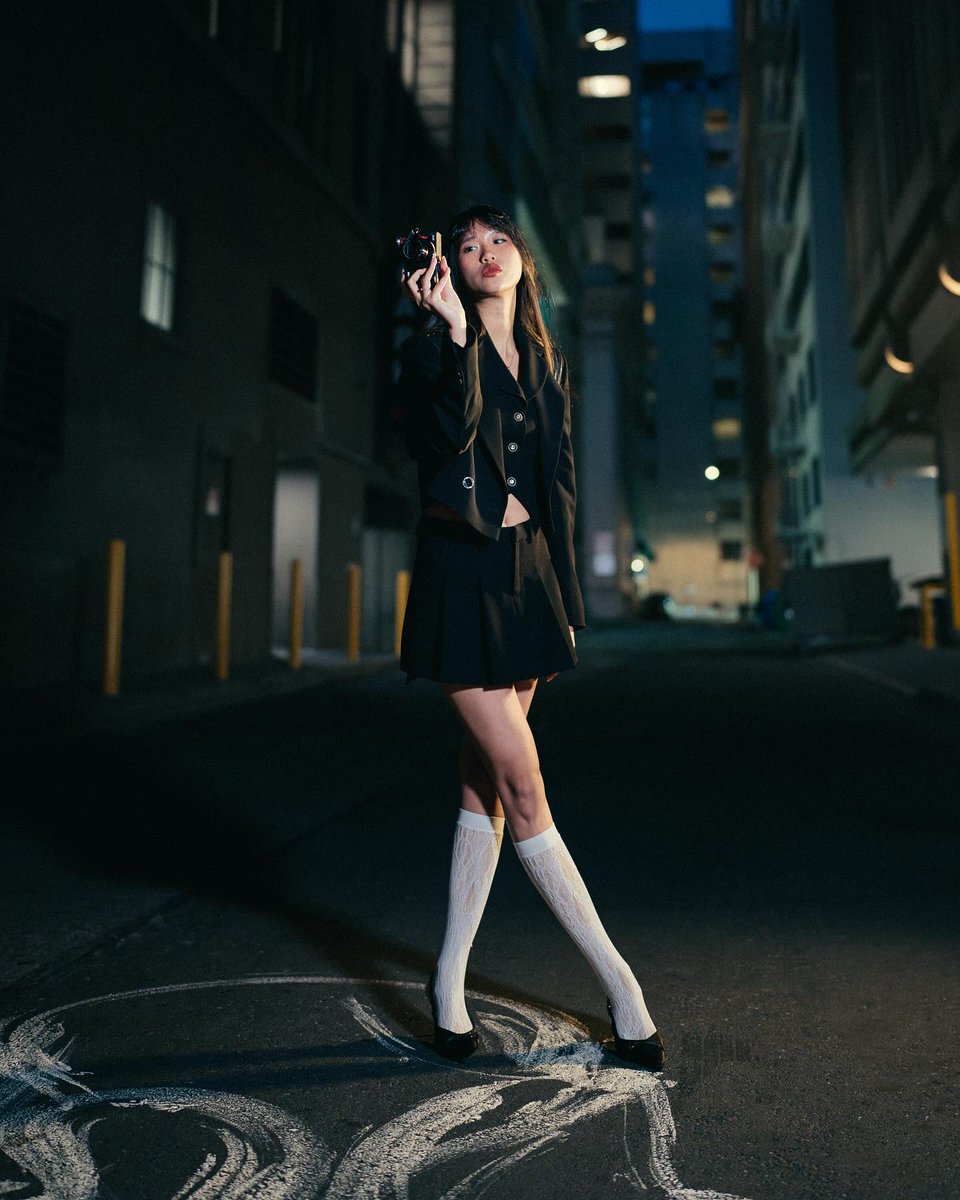 LumeCube's tweet photo. Leveling up your outdoor photography has never been easier with the Studio Panel Lighting Kit.

@marco.dng and @itsjusthieu https://t.co/RMzGfWhmnS