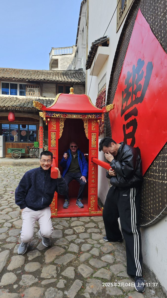 sinobusiness's tweet photo. Visiting Wenzhou City for an exclusive business engagement. Wenzhou is a dynamic city in Zhejiang province, renowned for its entrepreneurial spirit and thriving manufacturing sector. It has long been a centre for private enterprises, particularly in footwear, electrical products https://t.co/l4wOY83Pyt