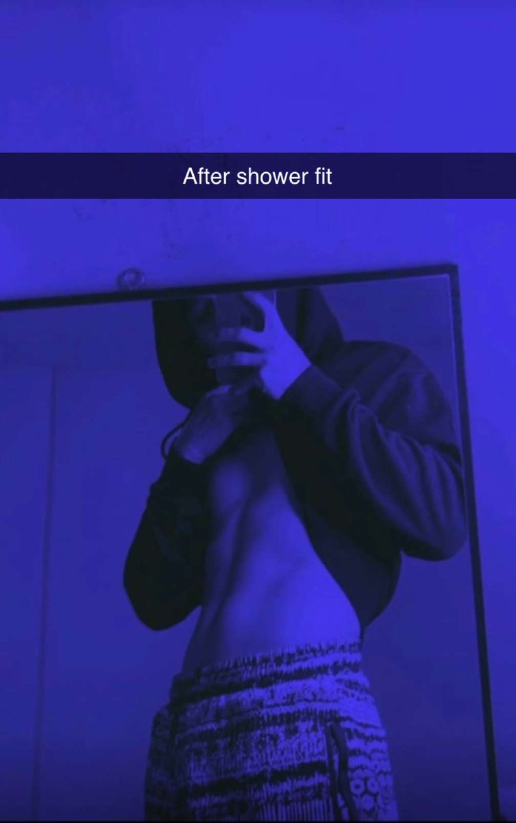 cutedog912's tweet photo. From snap #abs #FitnessMotivation https://t.co/fVLoQ5Dzt3