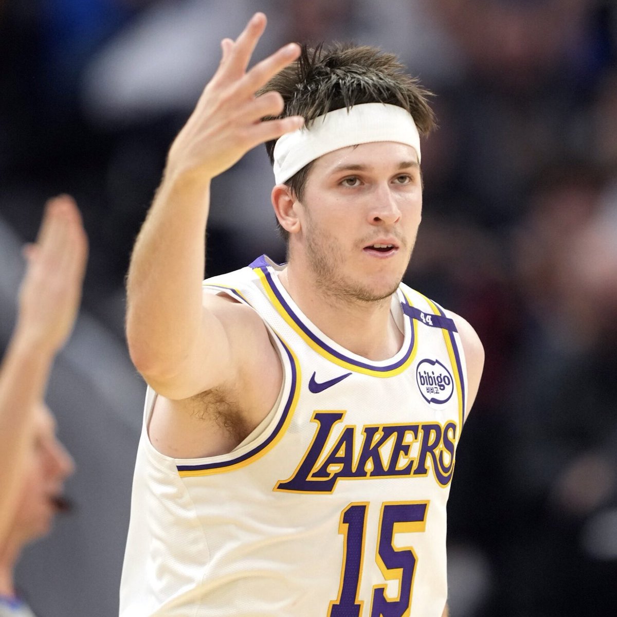 LakeShowYo's tweet photo. Austin Reaves > Norman Powell https://t.co/XWxmPeXA0g