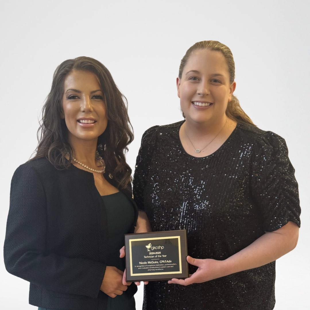 gkcshp's tweet photo. Congratulations to our Pharmacy Technician of the Year award recipient, Nikki McGuire, CPhT-Adv, Pharmacy Purchasing Coordinator at The University of Kansas Health System - Olathe Hospital! @KUHospital @OlathePharmRes https://t.co/j6cItUmYSa