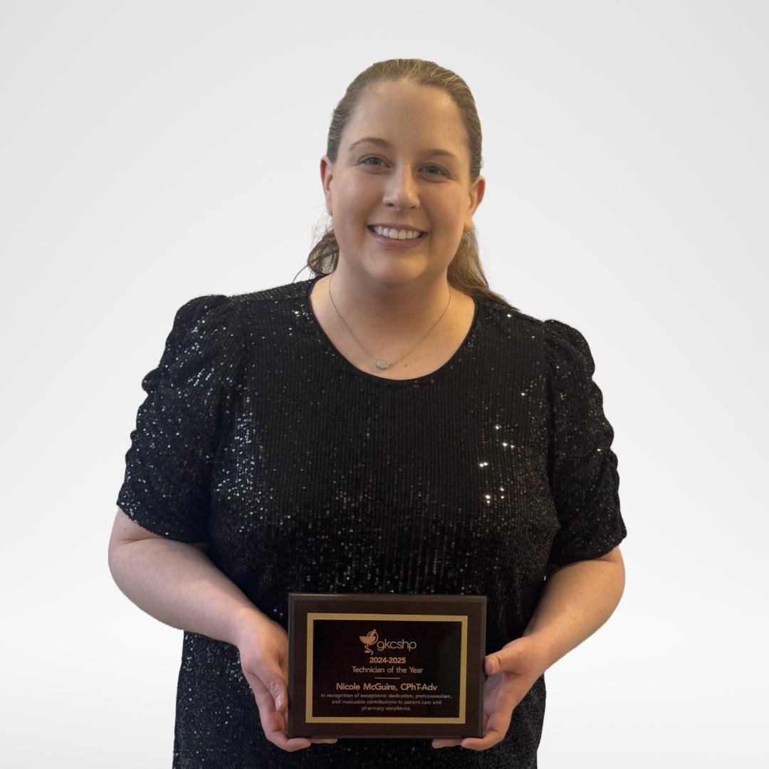 gkcshp's tweet photo. Congratulations to our Pharmacy Technician of the Year award recipient, Nikki McGuire, CPhT-Adv, Pharmacy Purchasing Coordinator at The University of Kansas Health System - Olathe Hospital! @KUHospital @OlathePharmRes https://t.co/j6cItUmYSa