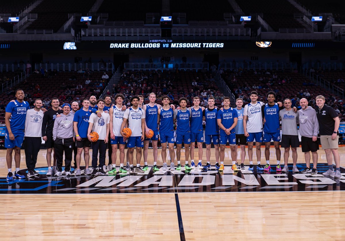 Band of Bulldogs

#CultureWins | #DSMHometownTeam