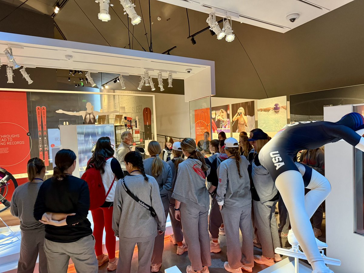 Had an amazing day with the Catholic University Women’s Lacrosse Team at USOPM! We explored the museum, discussing mindset, winning, and teamwork, then wrapped up with an inspiring panel by the 1980 Lake Placid scoreboard. What an inspiring group of teammates and leaders!