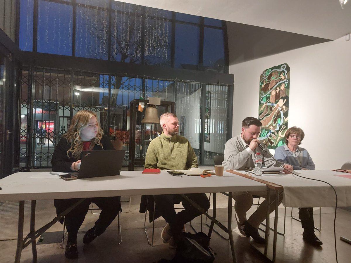 GerryCarrollPBP's tweet photo. Great meeting tonight about resisting evictions in West Belfast. 

Powerful testimonies from families, and a determined resolve to escalate the campaign against the Housing Executive's cruel succession policy. https://t.co/ldo7YOYXB6