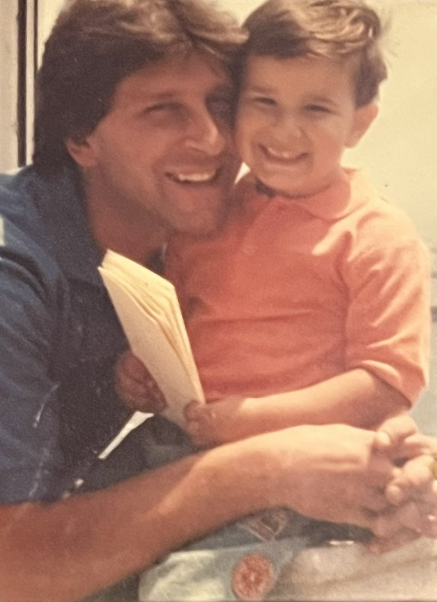 PizzyBoom's tweet image. Sono Cambiate tante cose, ma il bene che ti voglio no, nonostante tutto ❤️
Auguri Papà